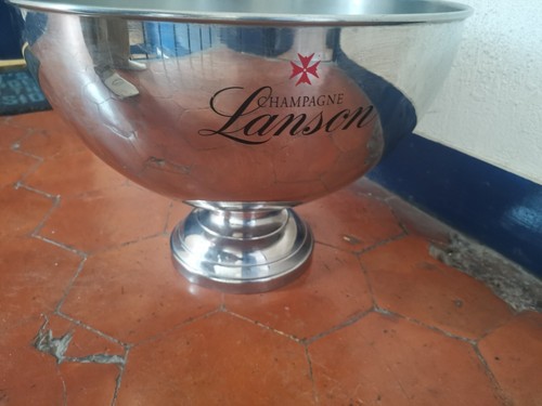 Große schale champagner eimer - champagner,